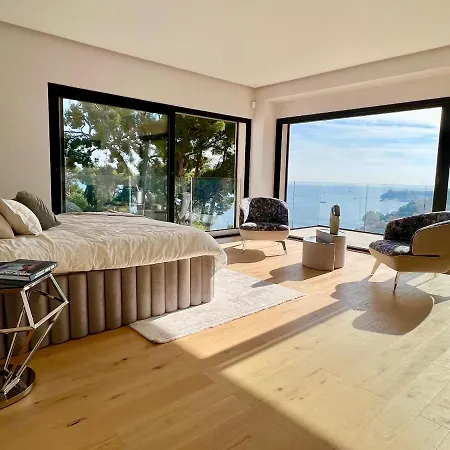 Folie Villa
